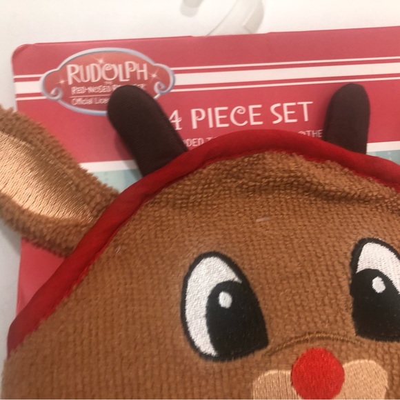 Rudolph 4pc. Towel/Washcloths (Infant/Toddler) - Picture 9 of 10